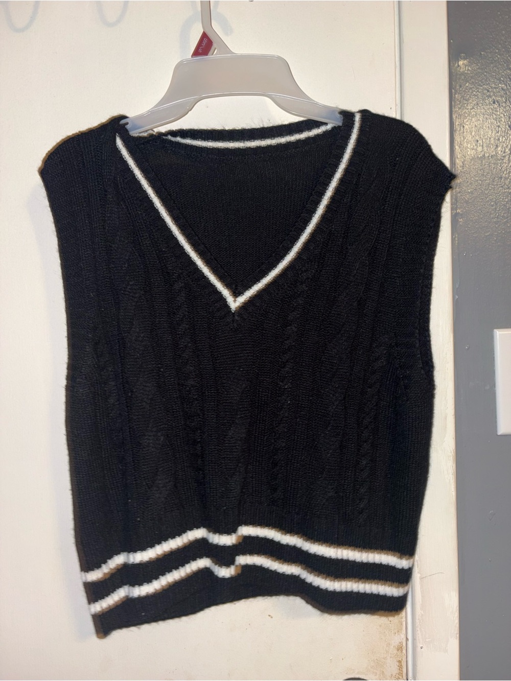 SHEIN Black Cable-Knit V-Neck Sweater Vest with White Trim